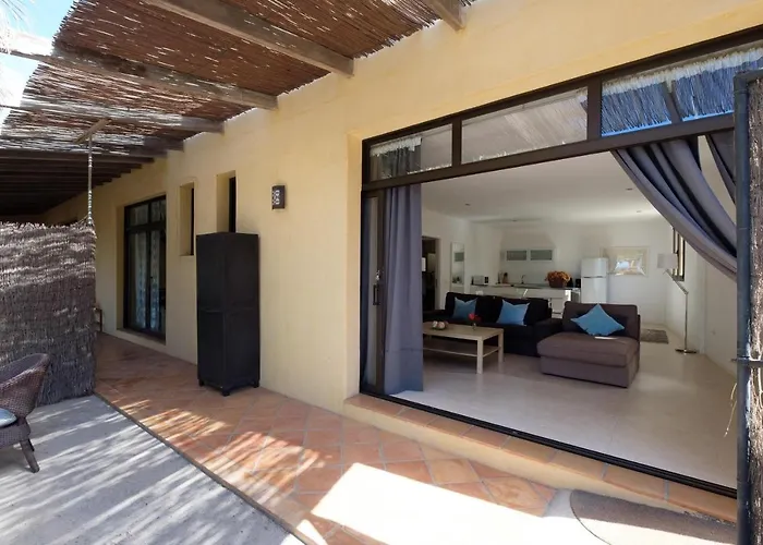 Apartman Flamboyán *